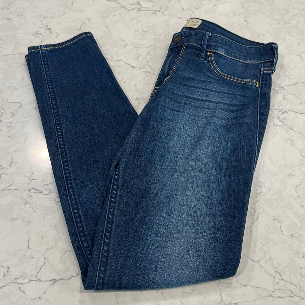 Low Rise Hollister Jeggings